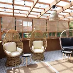 Large With Sauna, Jacuzzi And Pool Сasa de vacaciones Perlino