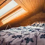 Large With Sauna, Jacuzzi And Pool Сasa de vacaciones