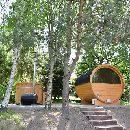 Detached House With Large Garden, Pool, Sauna And Jacuzzi, Holiday home *