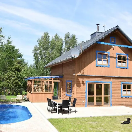 Large With Sauna, Jacuzzi And Pool Дом отдыха
