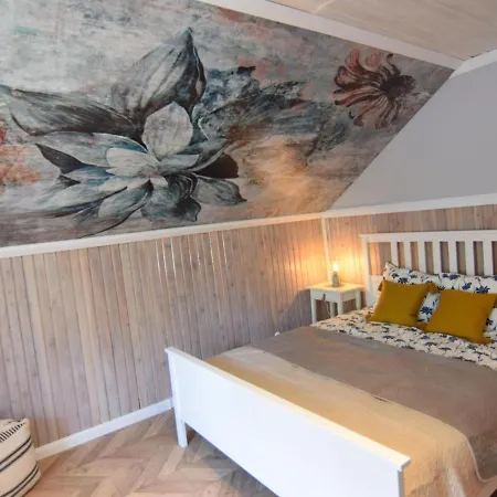 Detached House With Large Garden, Pool, Sauna And Jacuzzi, *