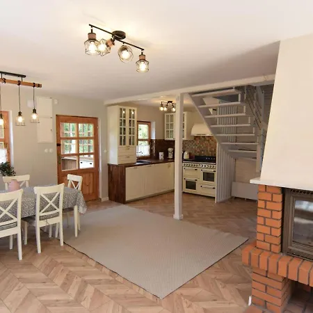 Detached House With Large Garden, Pool, Sauna And Jacuzzi,