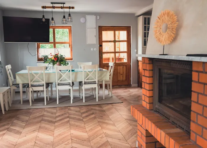 Large With Sauna, Jacuzzi And Pool *