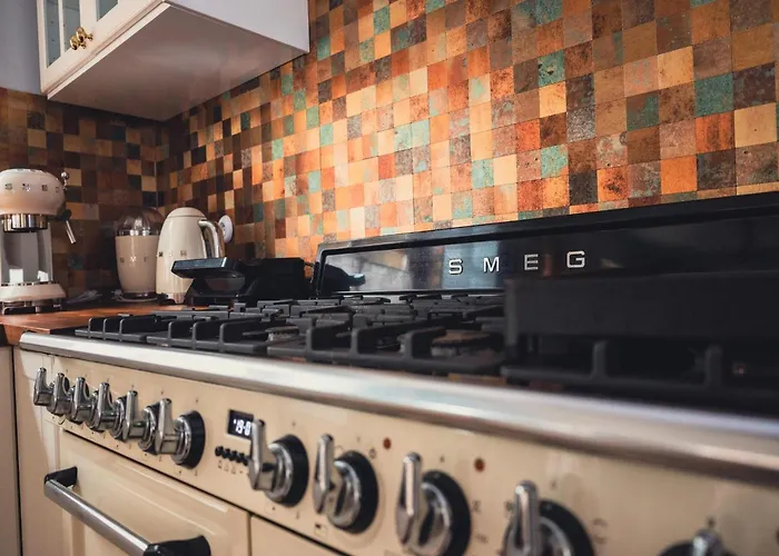 Prázdninový dům Large With Sauna, Jacuzzi And Pool Perlino