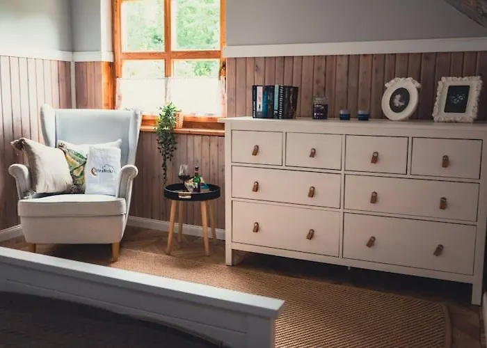 Large With Sauna, Jacuzzi And Pool Prázdninový dům Perlino